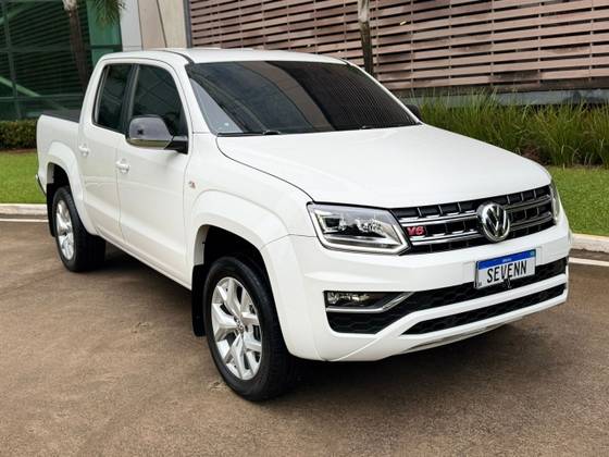 VOLKSWAGEN AMAROK 3.0 V6 TDI DIESEL HIGHLINE CD 4MOTION AUTOMÁTICO VOLKSWAGEN AMAROK 3.0 V6 TDI DIESEL HIGHLINE CD 4MOTION AUTOMÁTICO